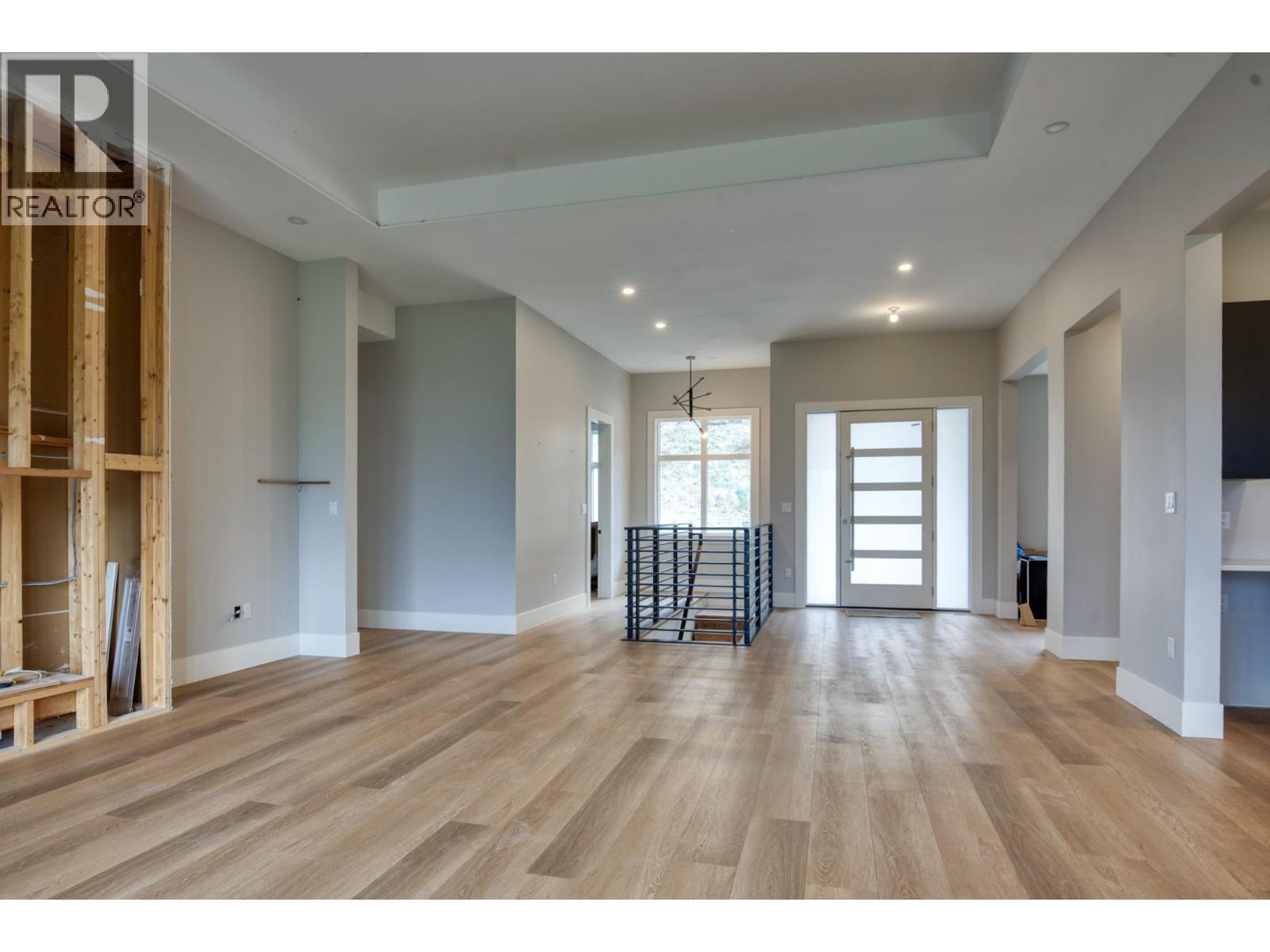 2835 Outlook Way, Naramata
