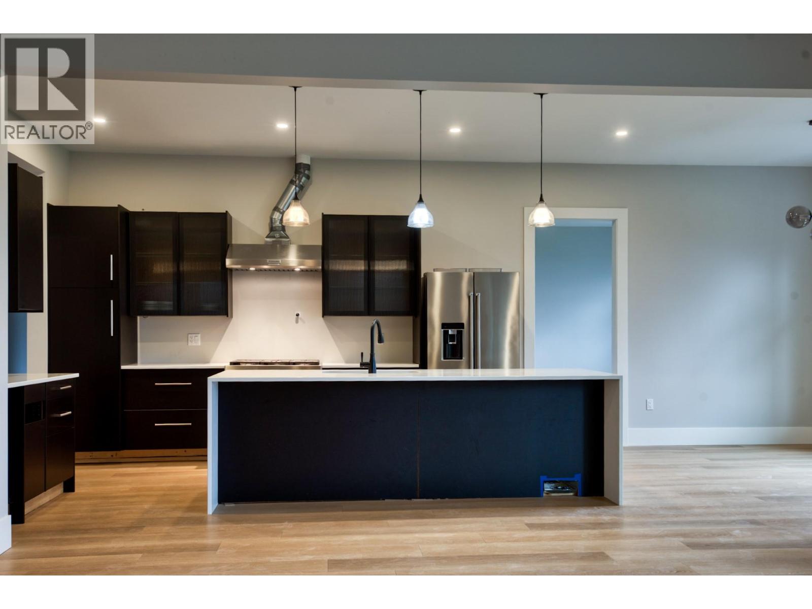 2835 Outlook Way, Naramata