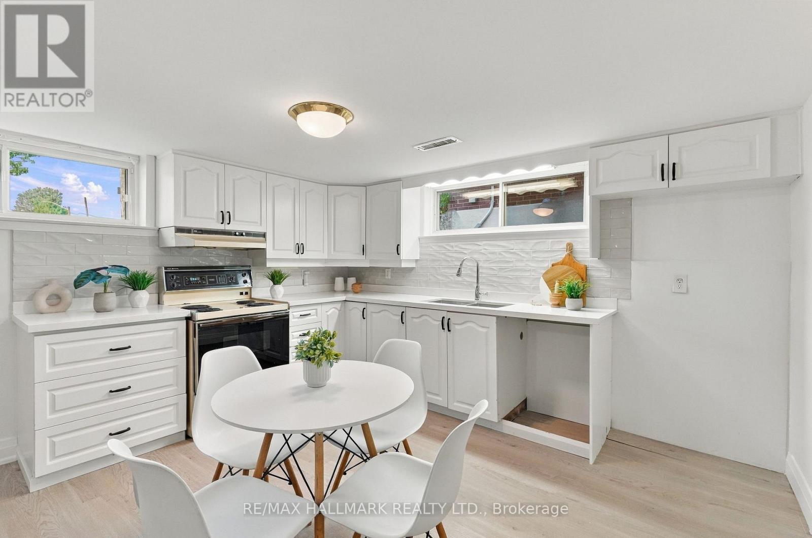 29 WILLOWBROOK ROAD - 23