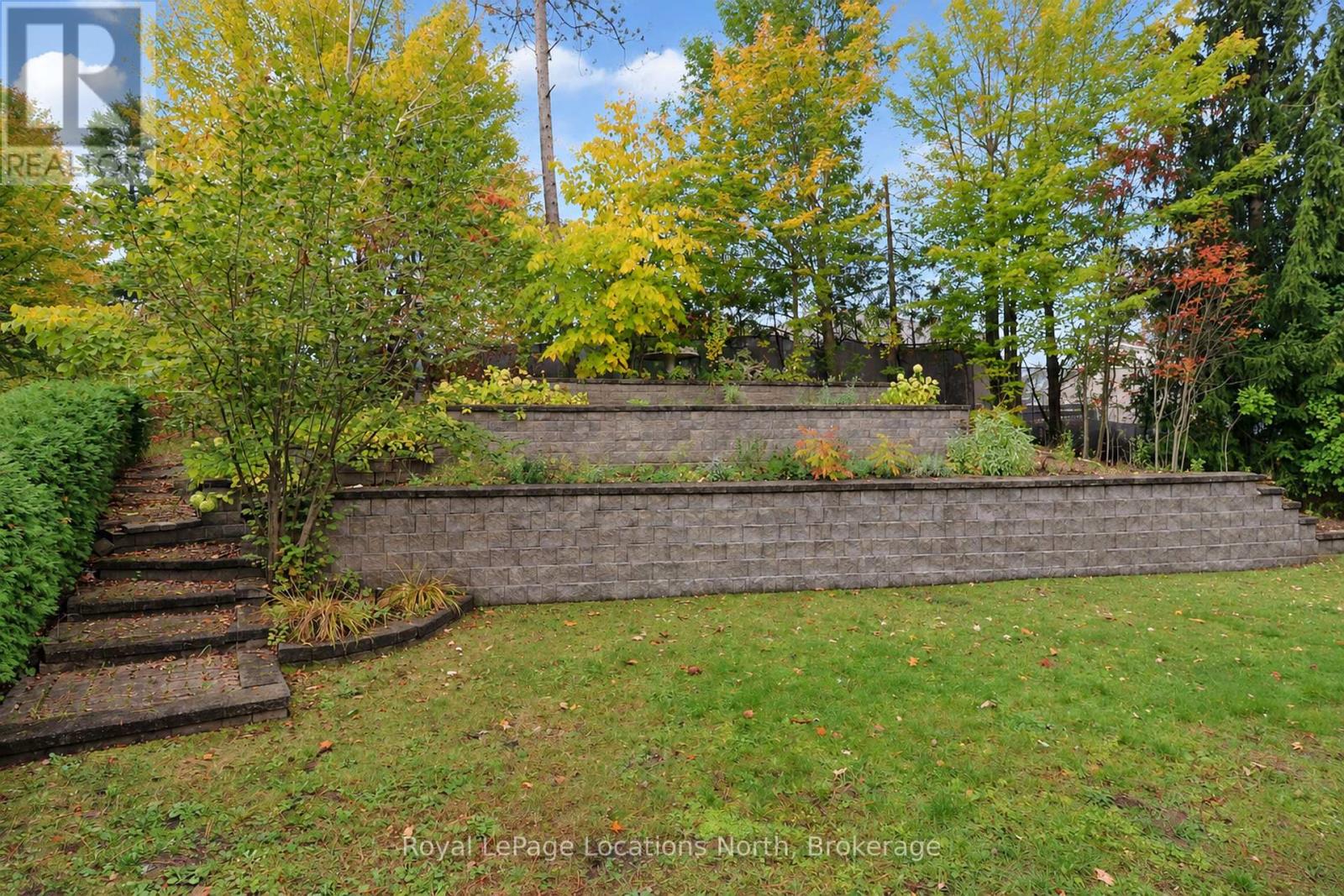 16 Donato Way — photo 40