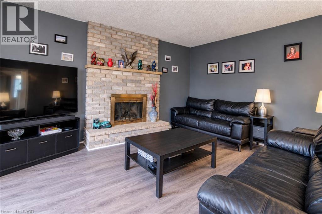 46 Robson Avenue — photo 22