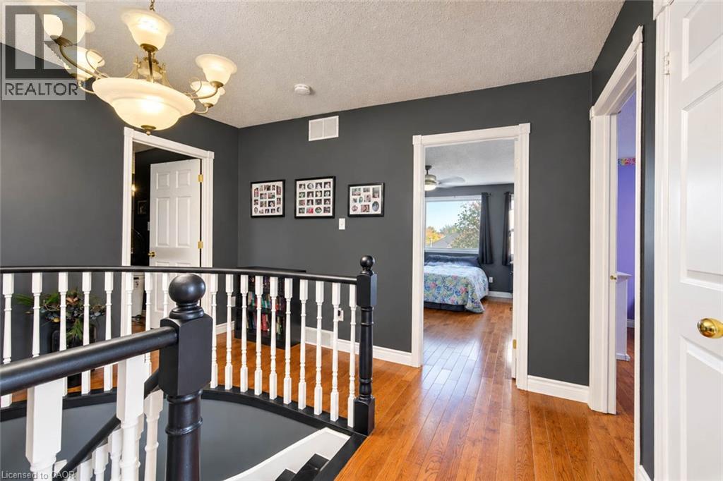 46 Robson Avenue — photo 26