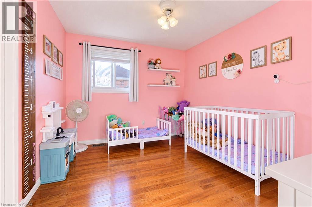 46 Robson Avenue — photo 34