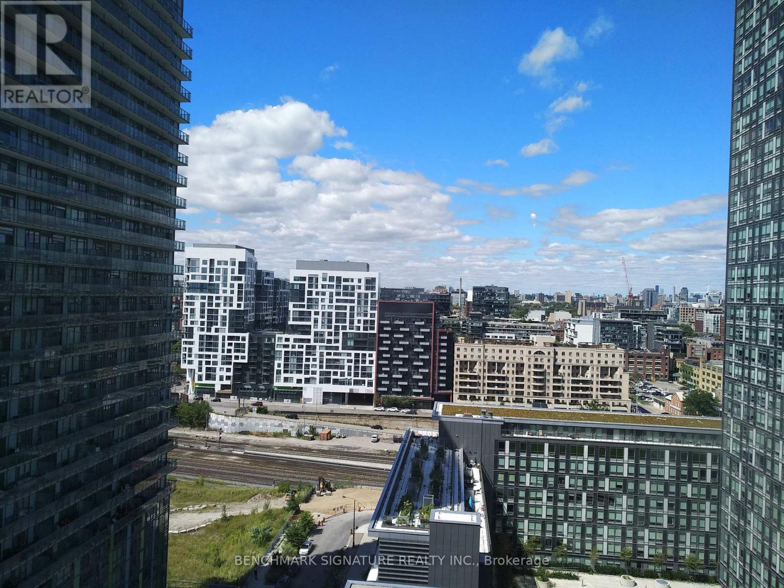 2108 - 85 QUEENS WHARF ROAD, Toronto (Waterfront Communities)