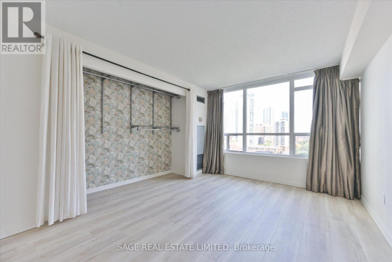 25 Maitland Street — photo 17