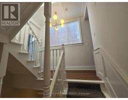 Mainhse - 322 Clinton Street, Toronto, ON M6G2Y8 Photo 21