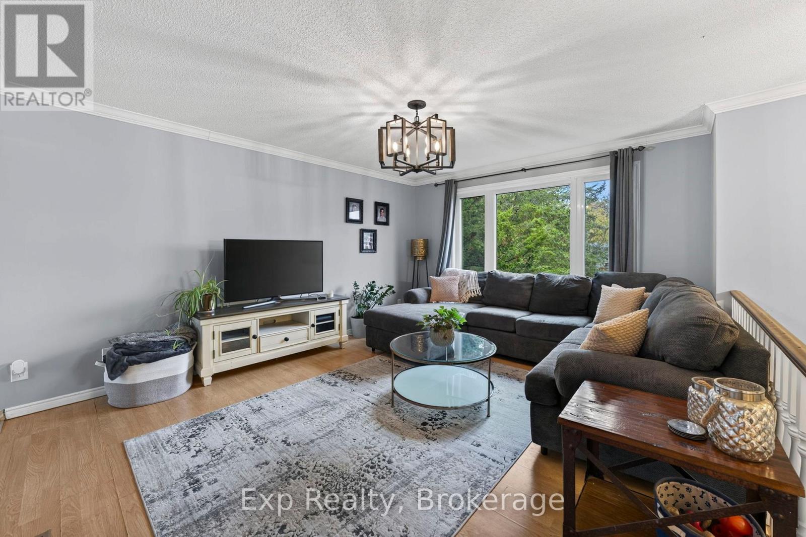 4 Harbourview Crescent, Prince Edward County, ON photo 5