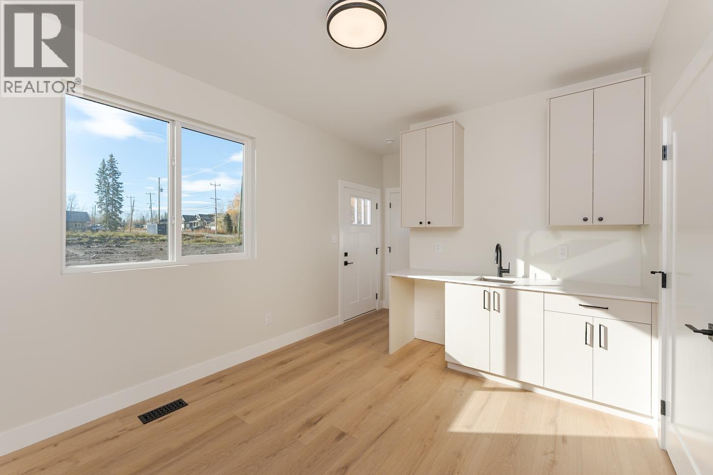 1454 N BLACKBURN ROAD - 25
