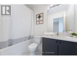 1563 Green Road, Clarington, ON L1C7E5 Photo 13