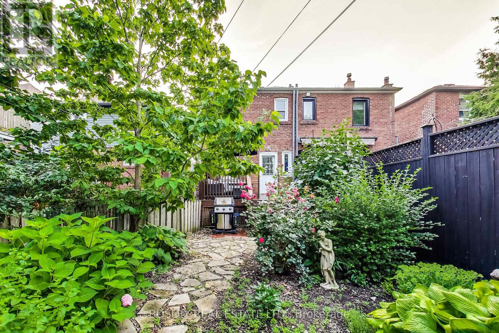 55 Billings Avenue — photo 28