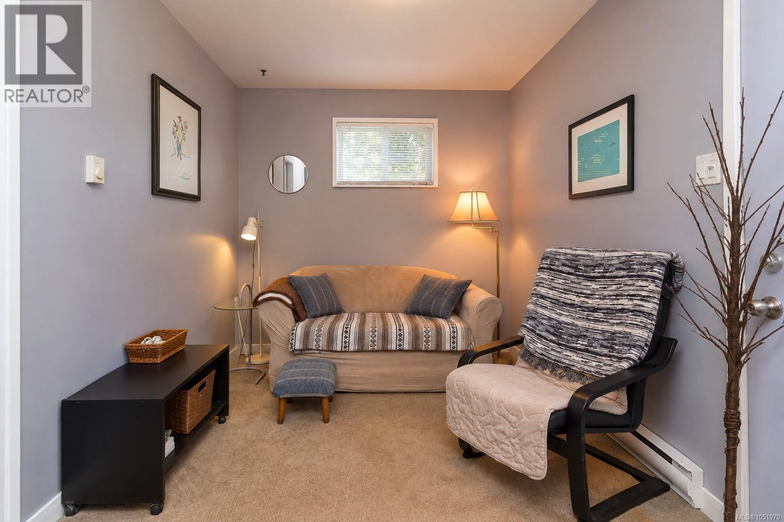 2279 Bradford Ave - Image 20