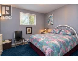 2279 Bradford Ave, Sidney, BC V8L2C9 Photo 23