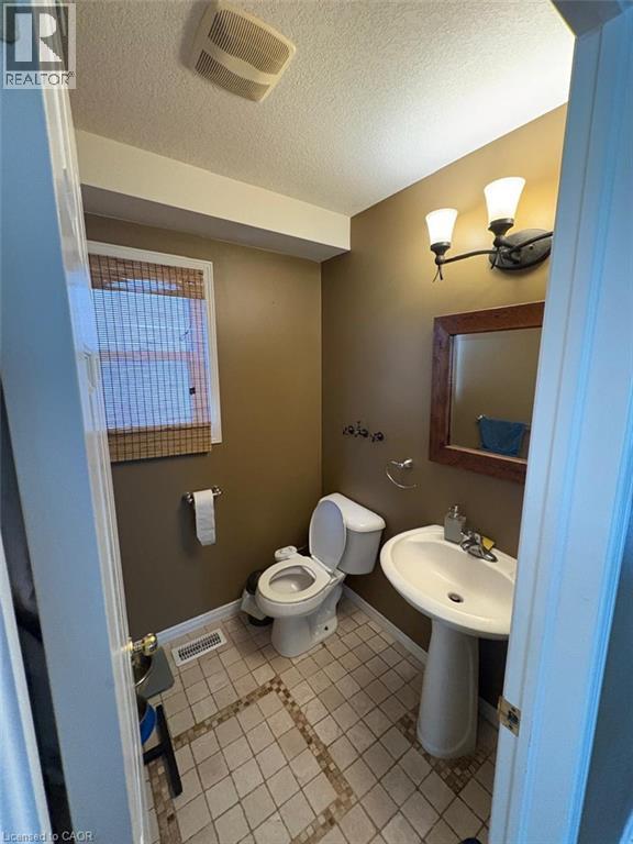 304 Purple Sage Crescent — photo 8