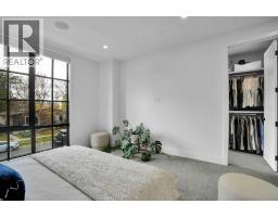 316 28 Avenue NE - photo 20