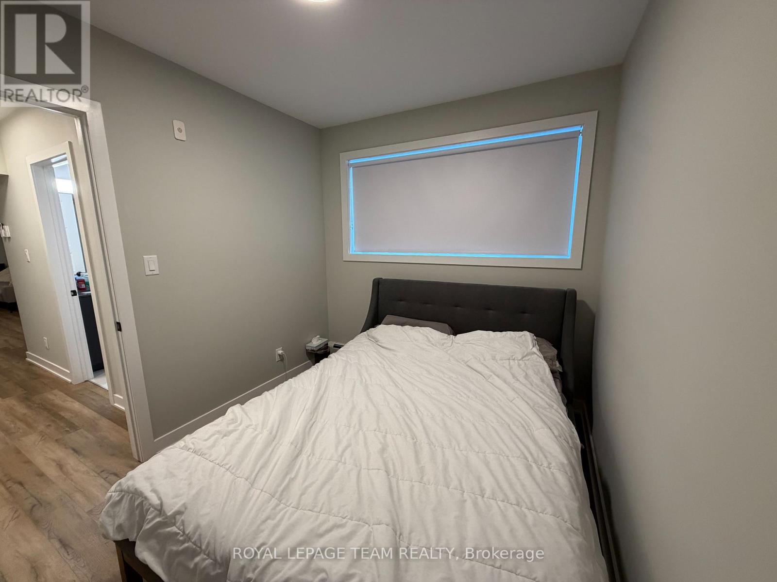 B06 - 1305 SUMMERVILLE AVENUE, Ottawa — photo 9