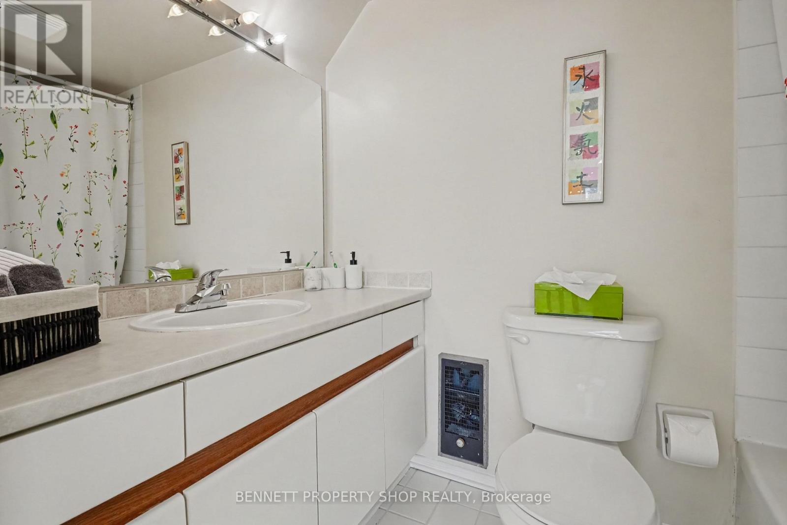 100 Hillside Drive — photo 13