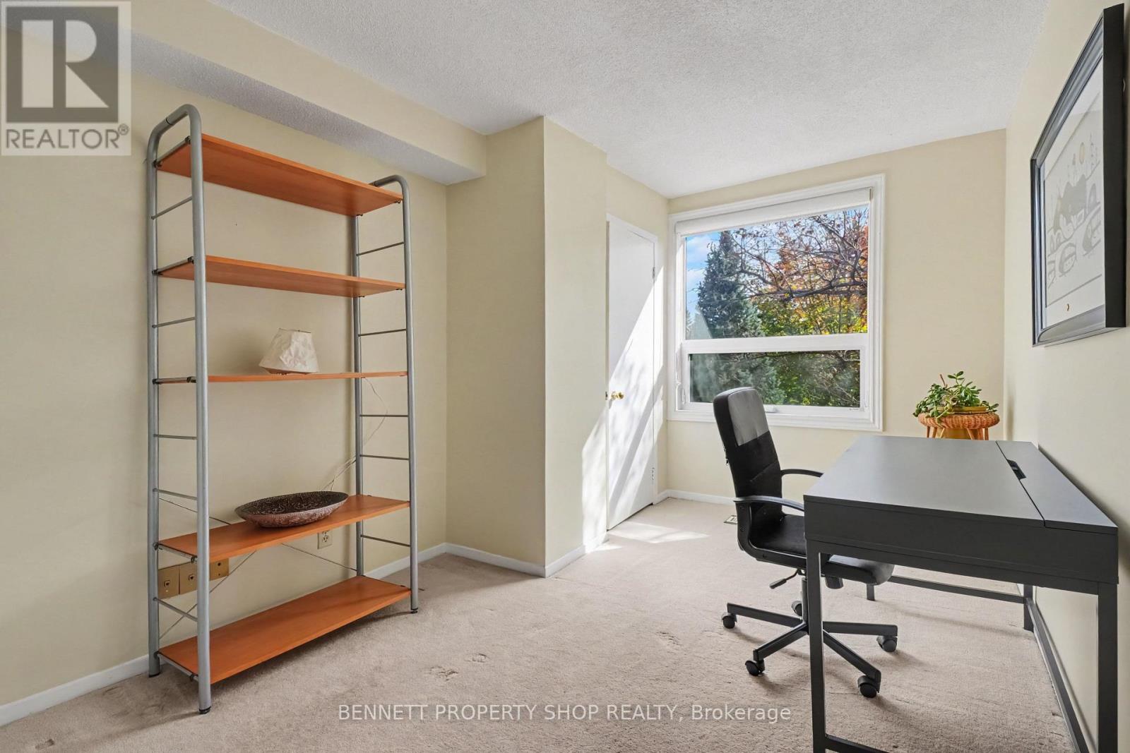 100 Hillside Drive — photo 16