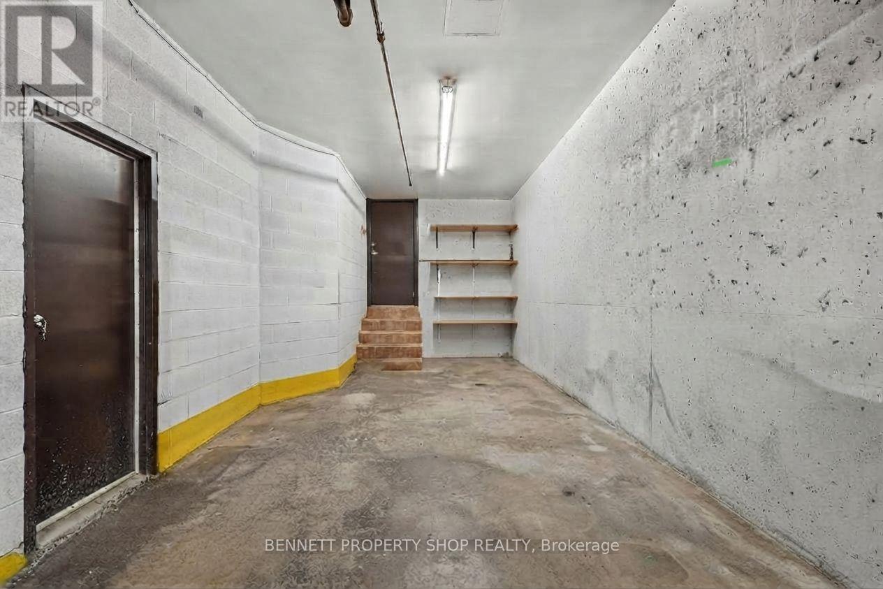 100 Hillside Drive — photo 18