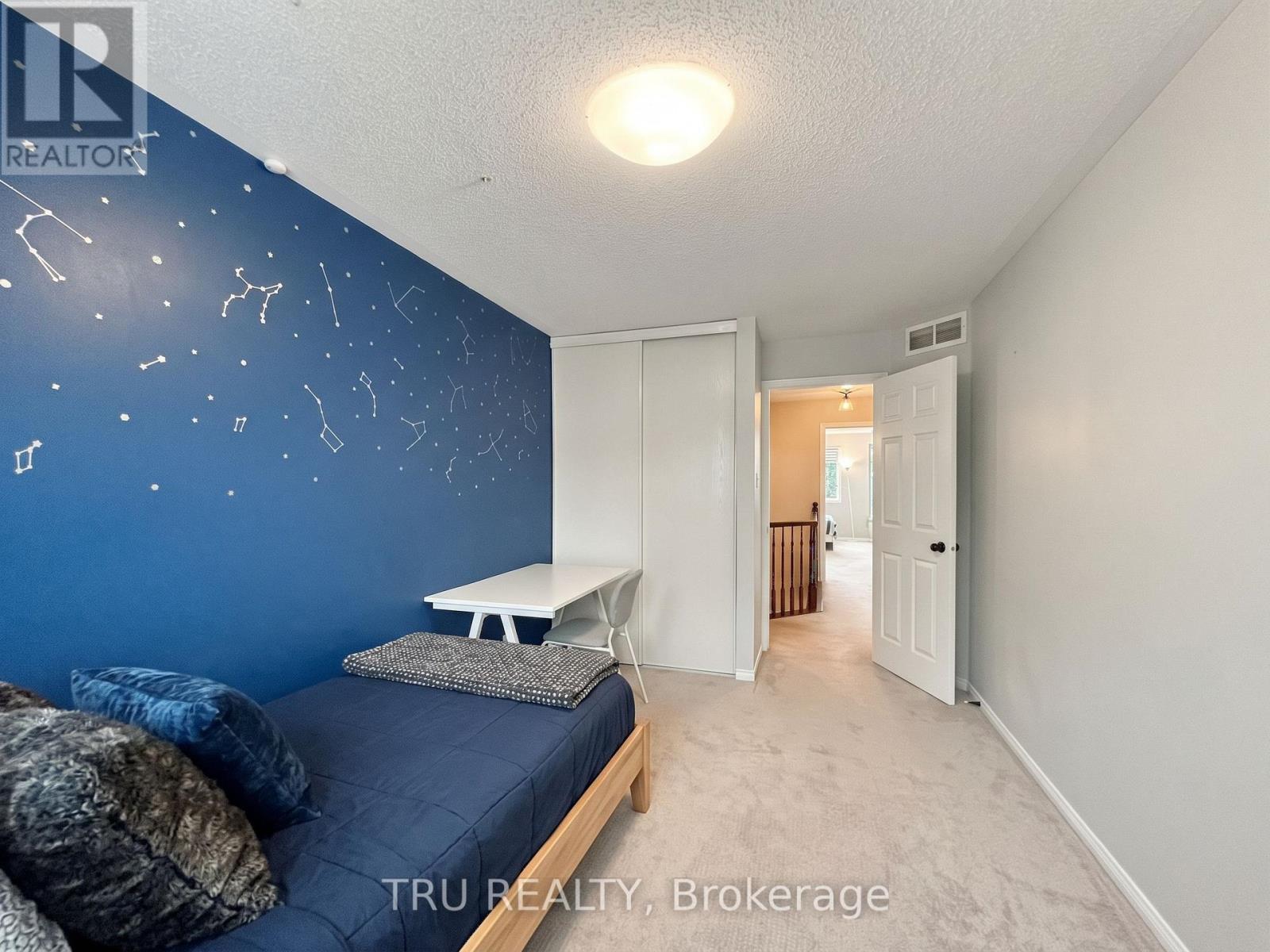 336 Hillsboro Private — photo 15