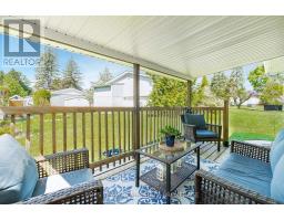 Laundry room - 21 Hawthorne Drive, Innisfil, ON L9S1P7 Photo 6