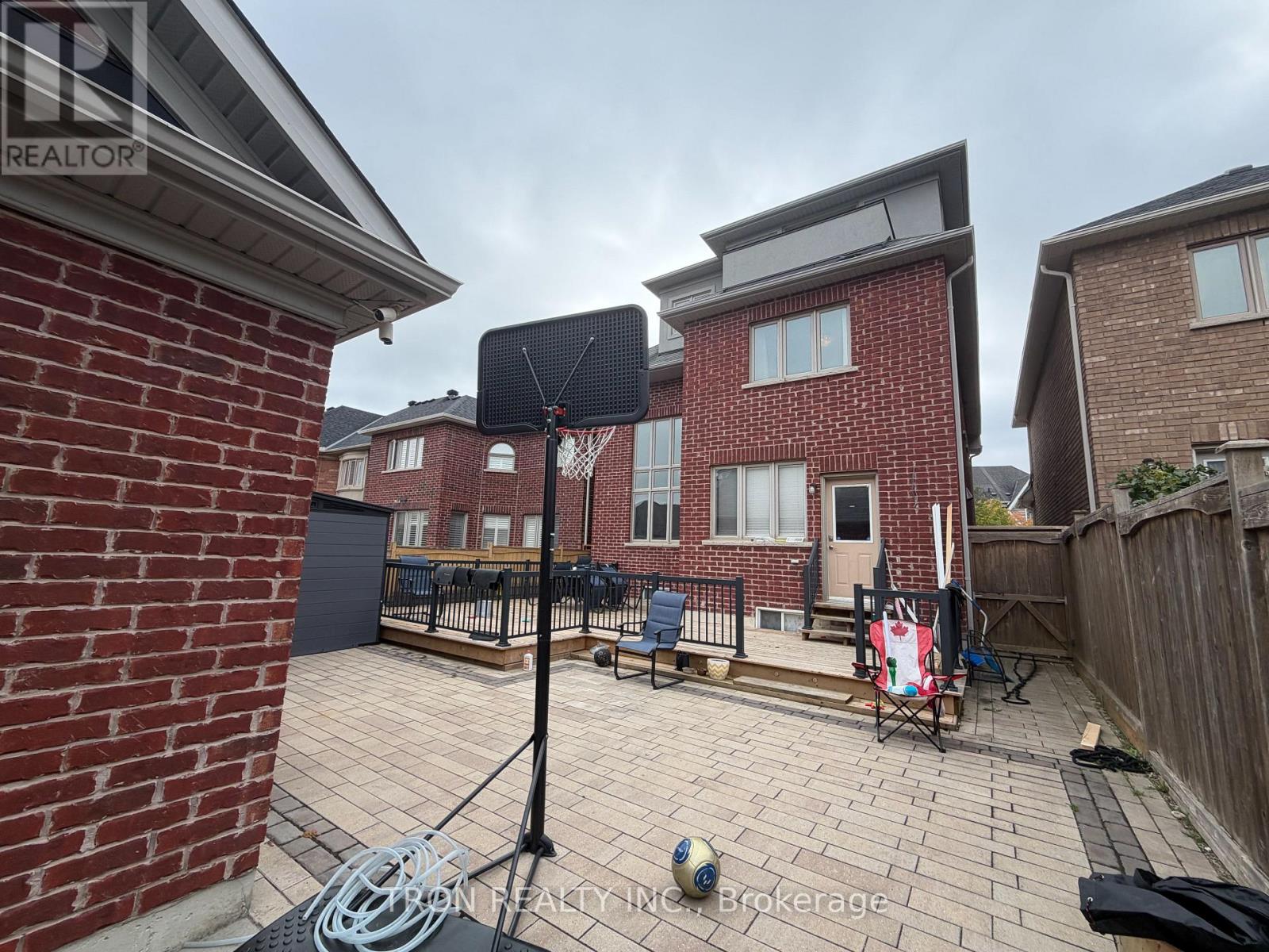 16 Dungannon Drive — photo 19