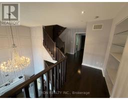 16 Dungannon Drive, Markham, ON L6C0K1 Photo 12
