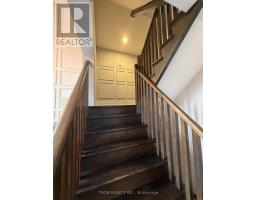 16 Dungannon Drive, Markham, ON L6C0K1 Photo 8