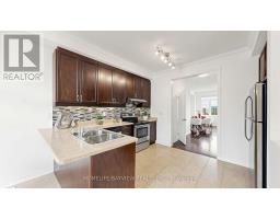 10981 Woodbine Avenue, Markham, ON L6C0X4 Photo 9