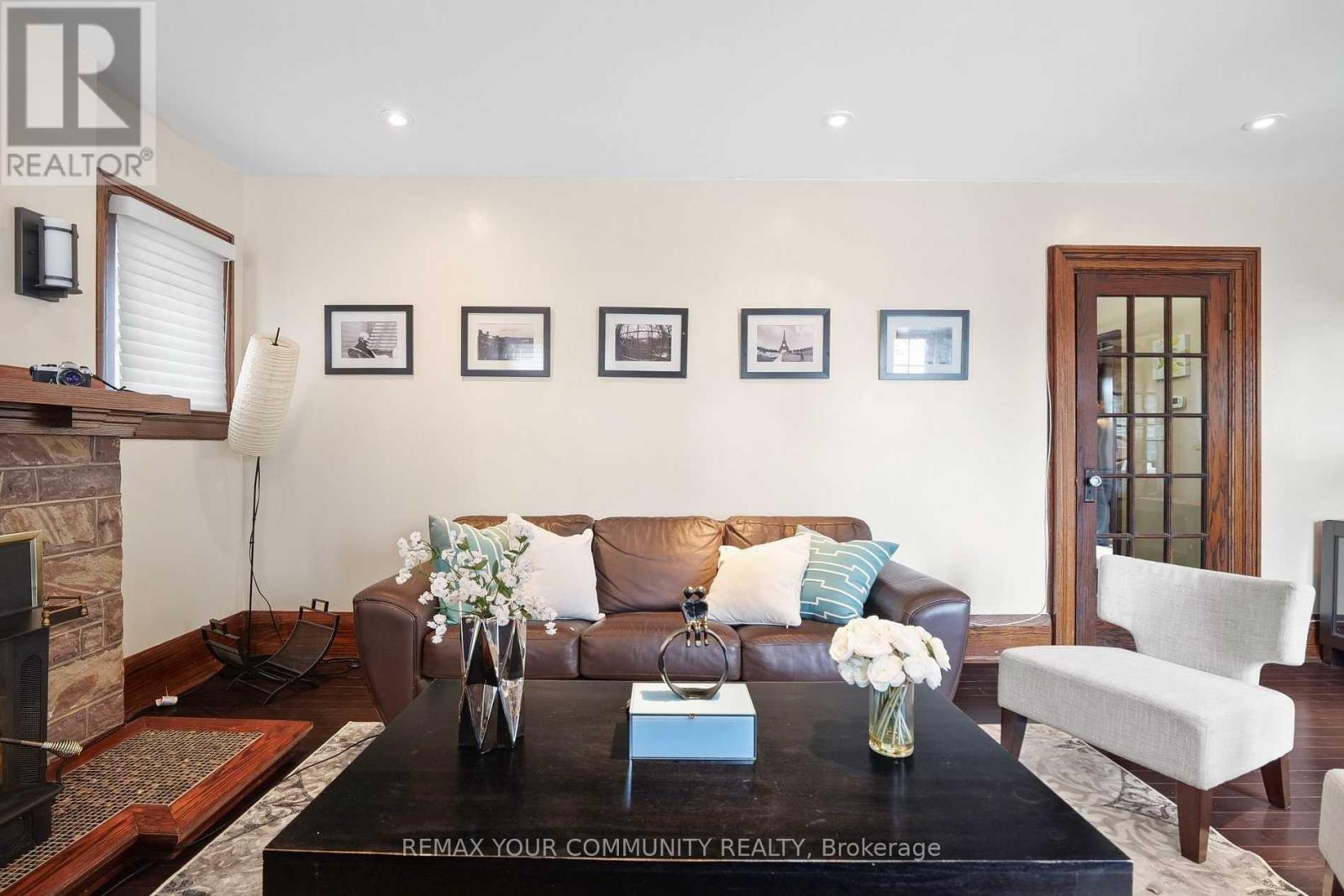19 MARK STREET - 8