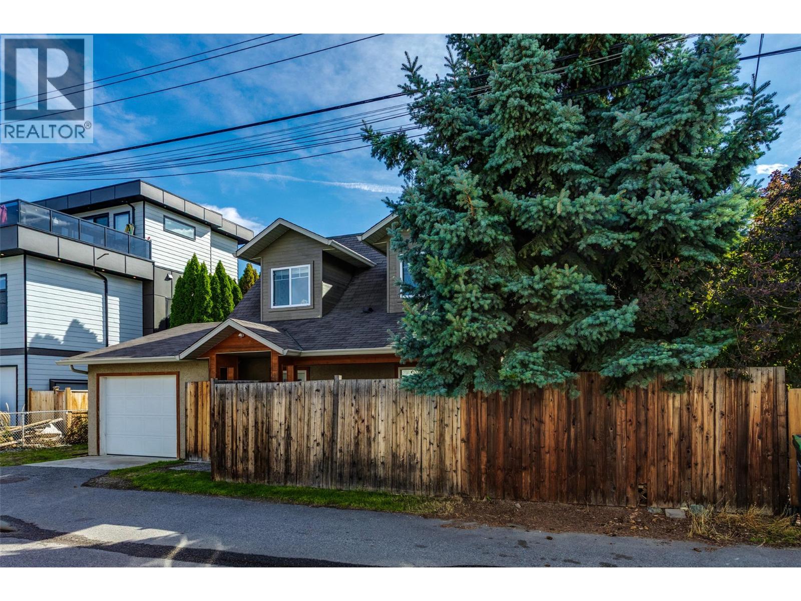  950 & 952 Stockwell Avenue, Kelowna