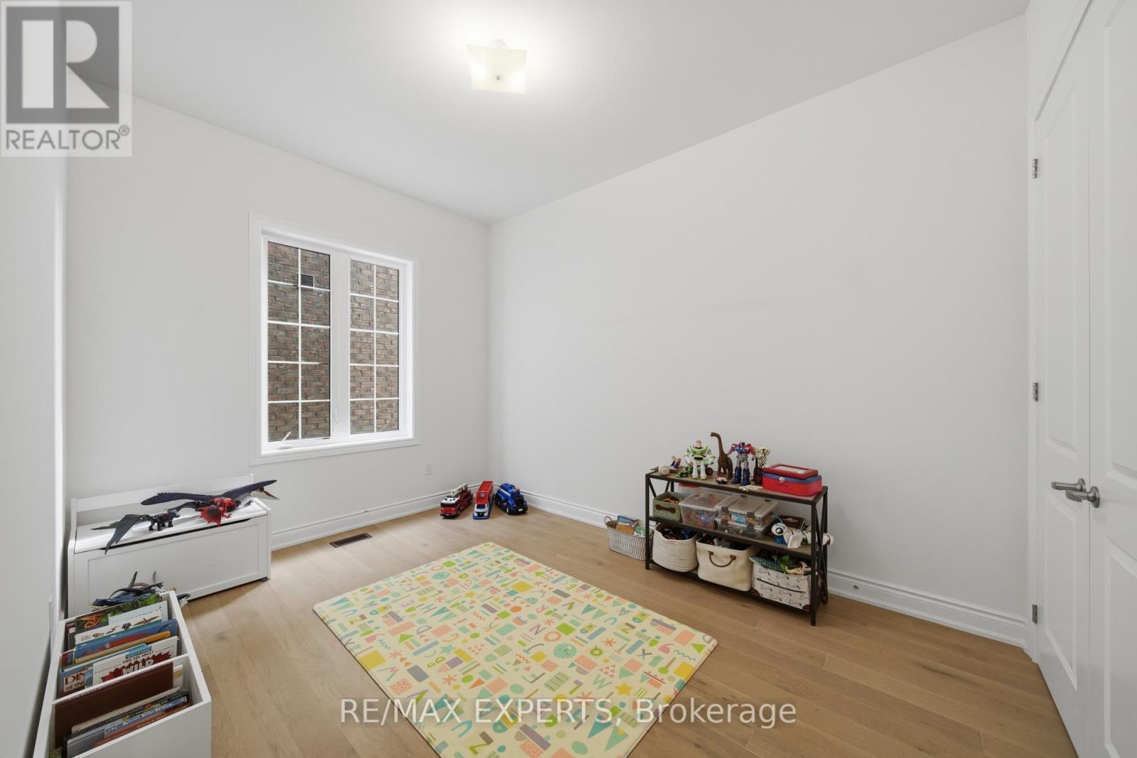 211 Stormont Trail, Vaughan, ON photo 23