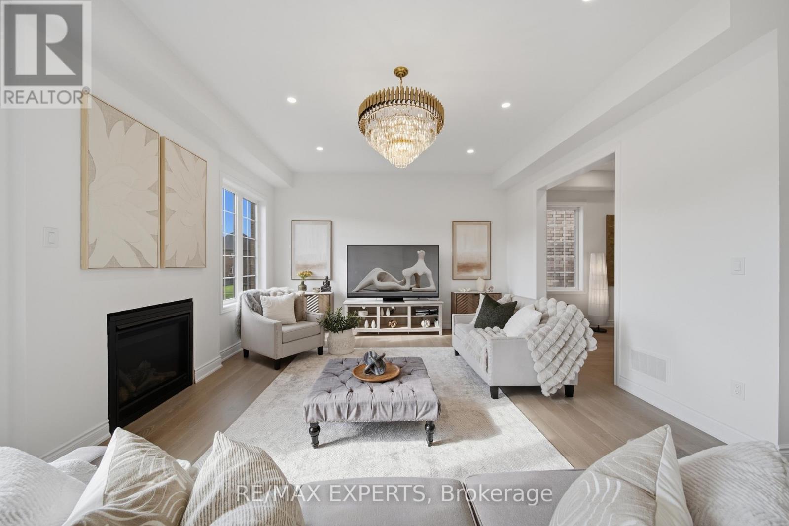 211 Stormont Trail, Vaughan, ON photo 14