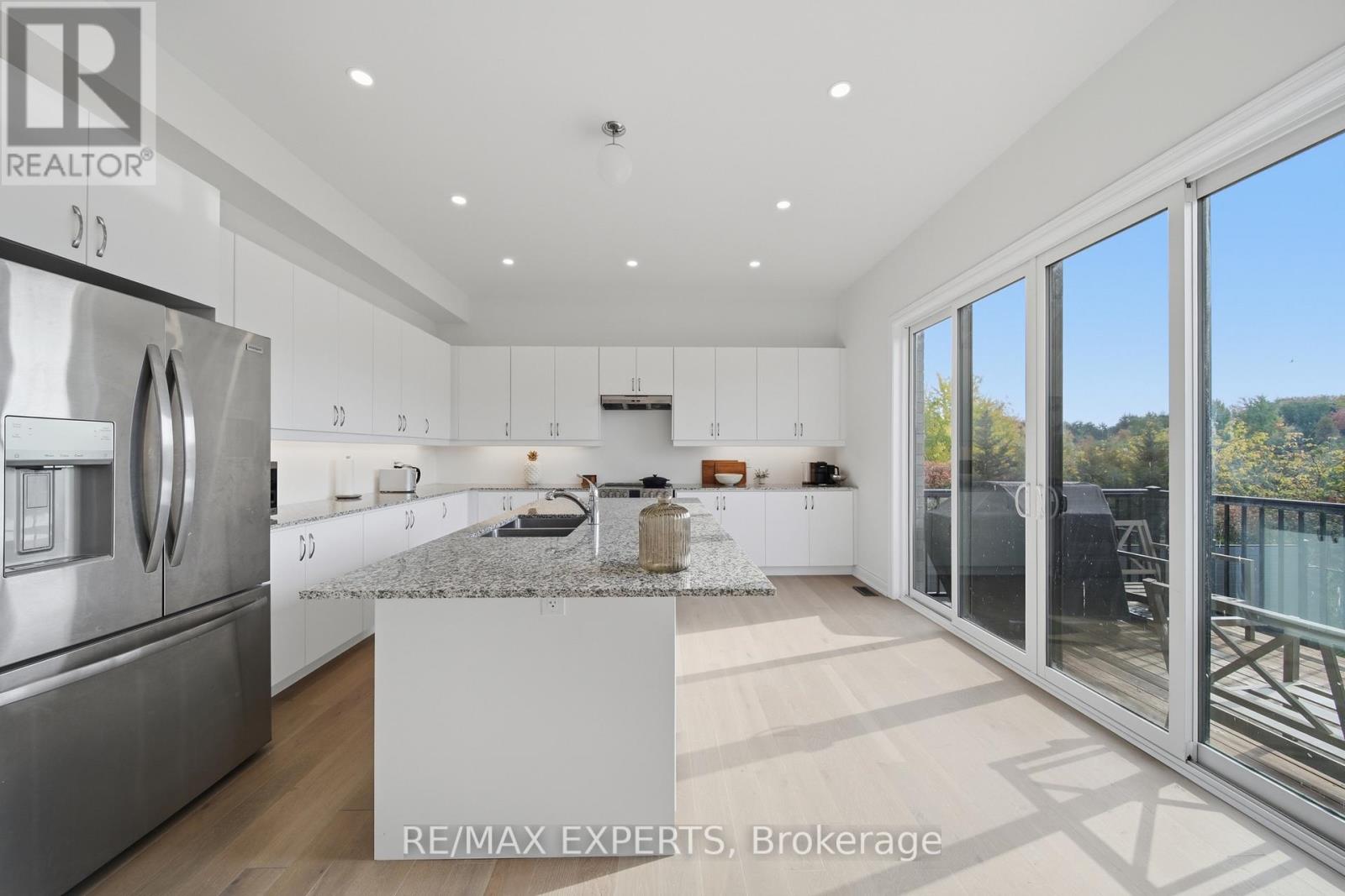 211 Stormont Trail, Vaughan, ON photo 19