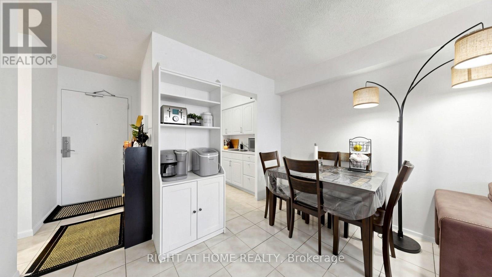 904- 100 Lotherton Pathway, Toronto, ON photo 13