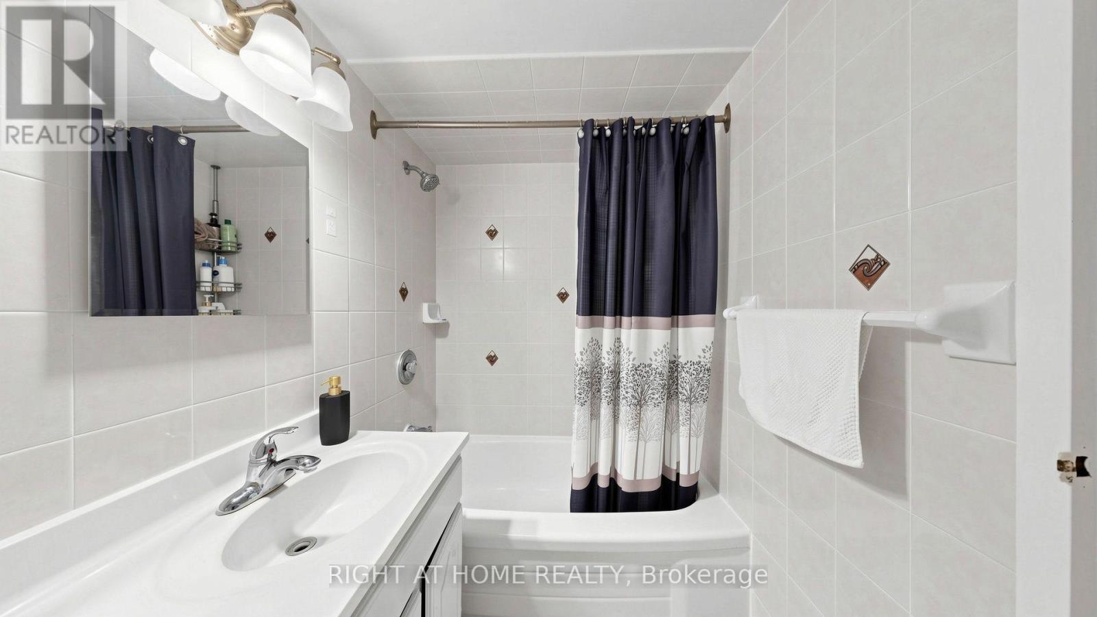 904- 100 Lotherton Pathway, Toronto, ON photo 28