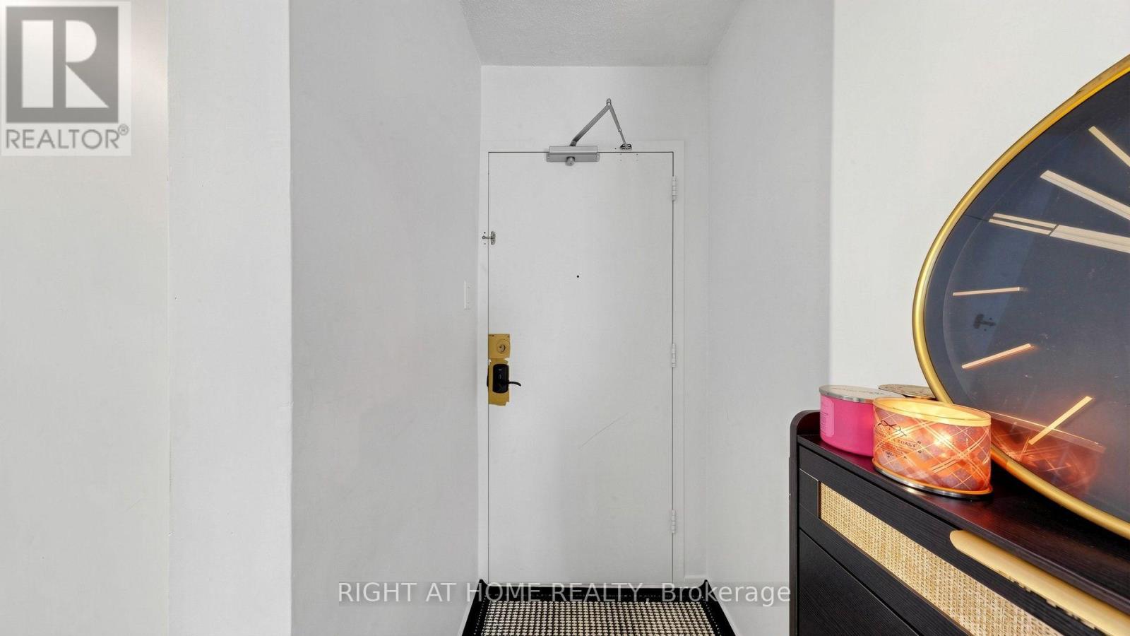 #904 100 LOTHERTON PATHWAY - 30