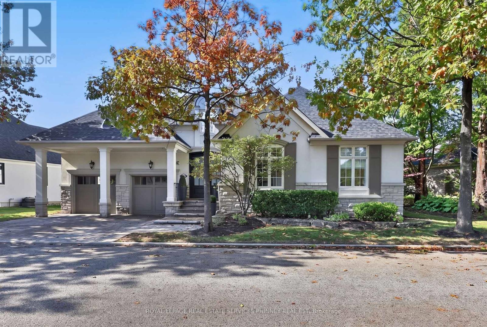 713 Hidden Grove Lane, Mississauga, ON