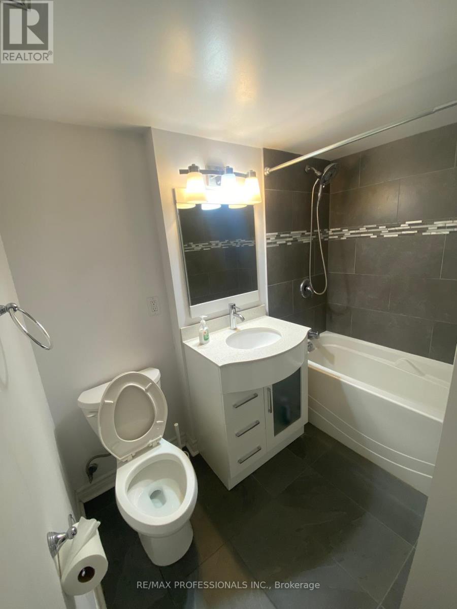 BSMT - 38 WHEATFIELD ROAD, Toronto (Mimico) — photo 12