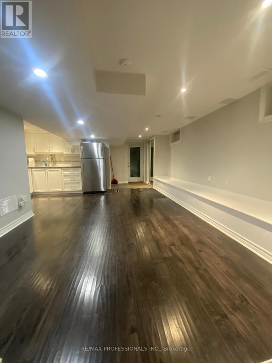 BSMT - 38 WHEATFIELD ROAD, Toronto (Mimico) — photo 7