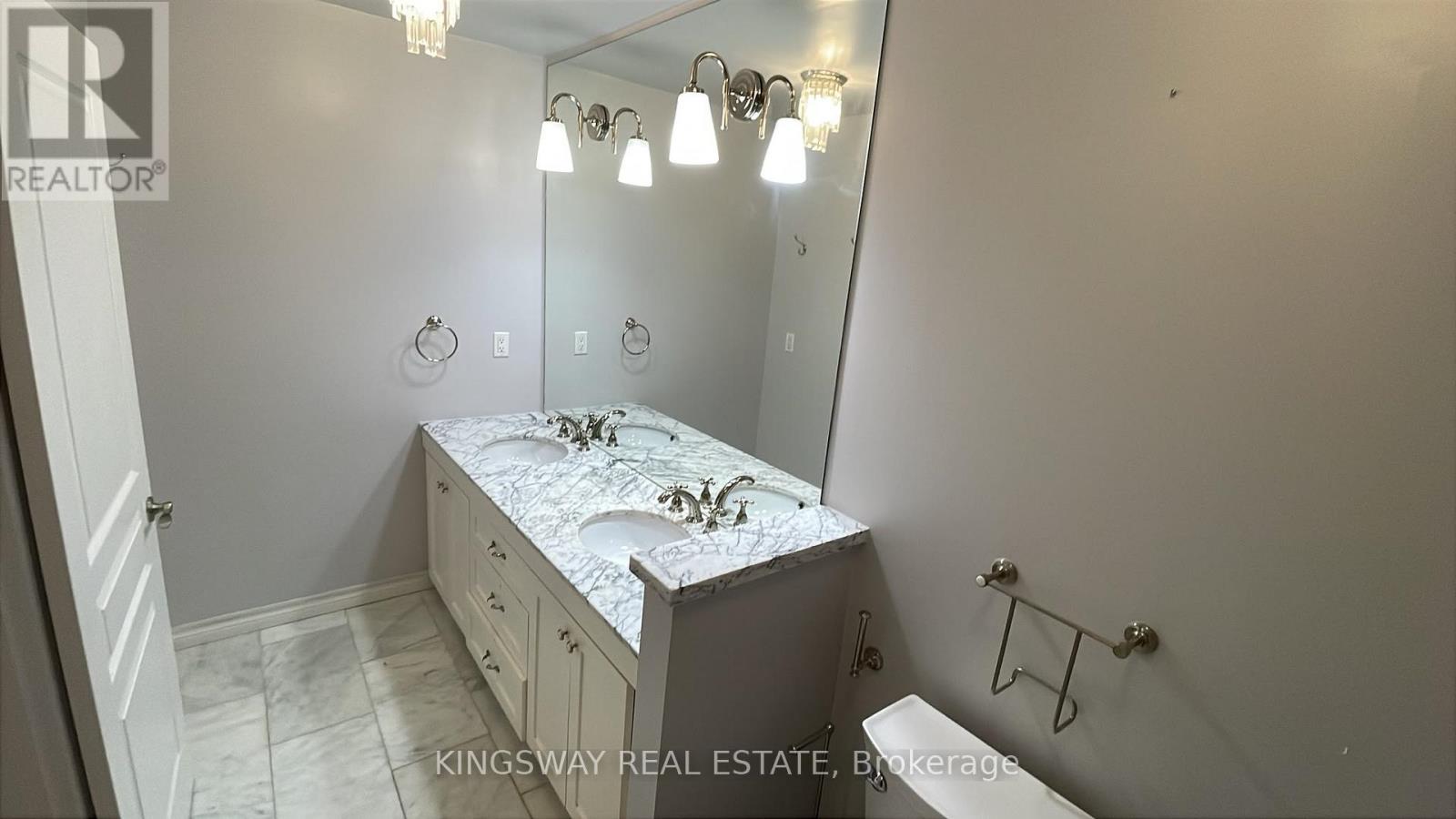 1120 Queens Avenue — photo 28