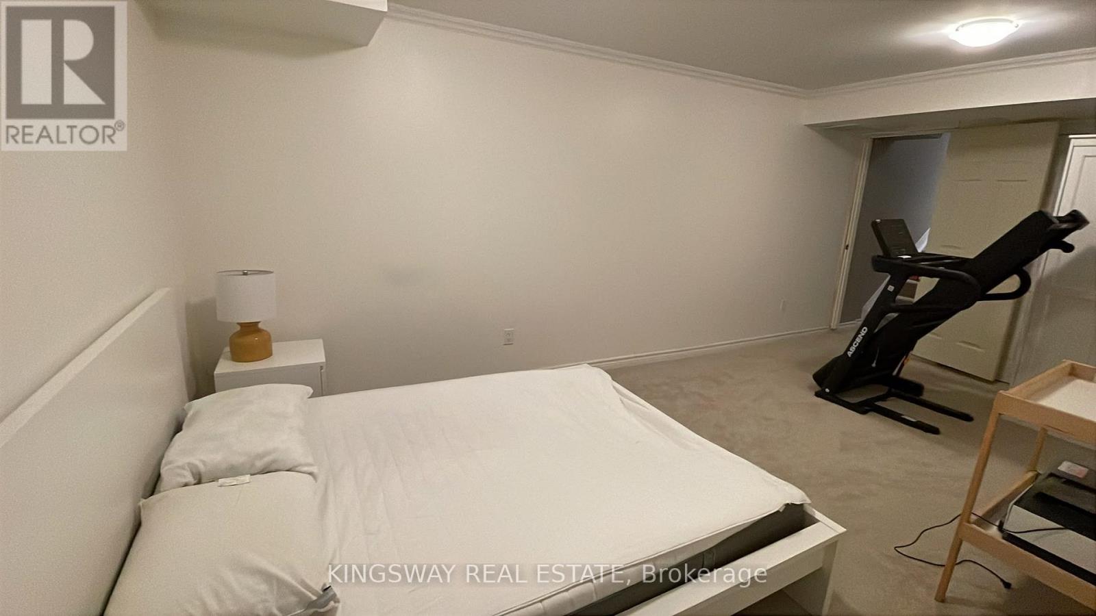 1120 Queens Avenue — photo 42