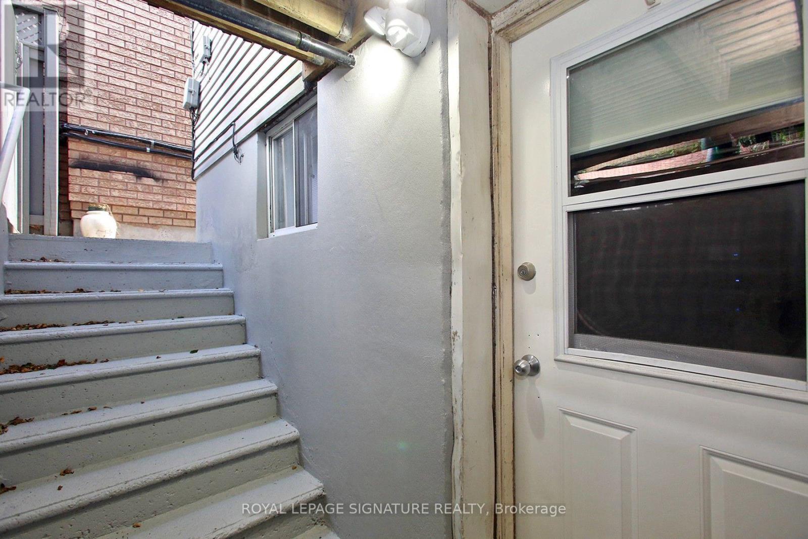 Photo of 10 Armstrong Street