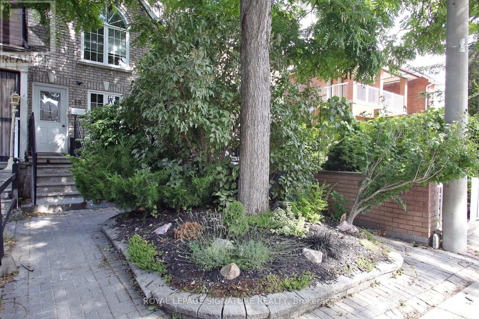 10 Armstrong Street — photo 18
