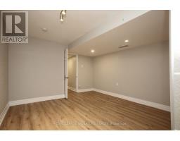 10 Armstrong Street, Toronto, ON M6H1V8 Photo 11