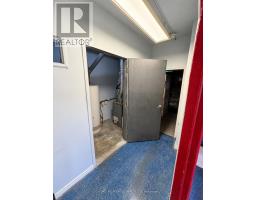 2 - 51 King Street E, Ingersoll, ON N5C1S2 Photo 26