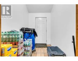 181 Main Street S, Wellington North, ON N0G2L0 Photo 37