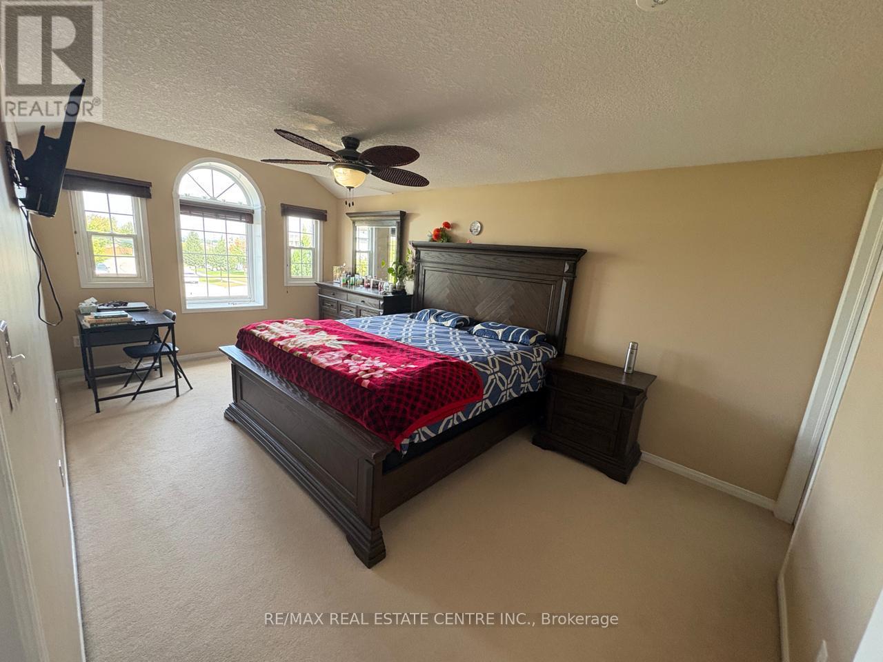 304 PURPLE SAGE CRESCENT, Kitchener — photo 9