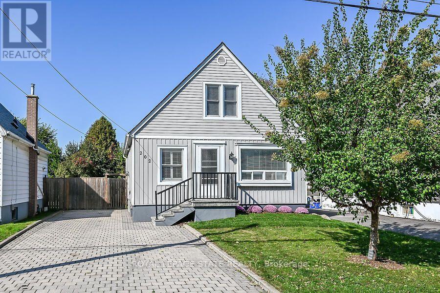 202 East 26th Street, Hamilton, ON photo 37