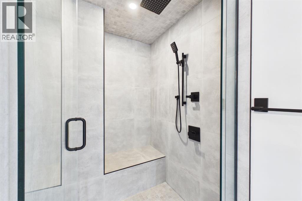 434 23 Avenue NW - photo 34