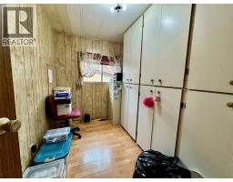 4784 Selkirk Avenue, Edgewater, BC V0A1E0 Photo 19